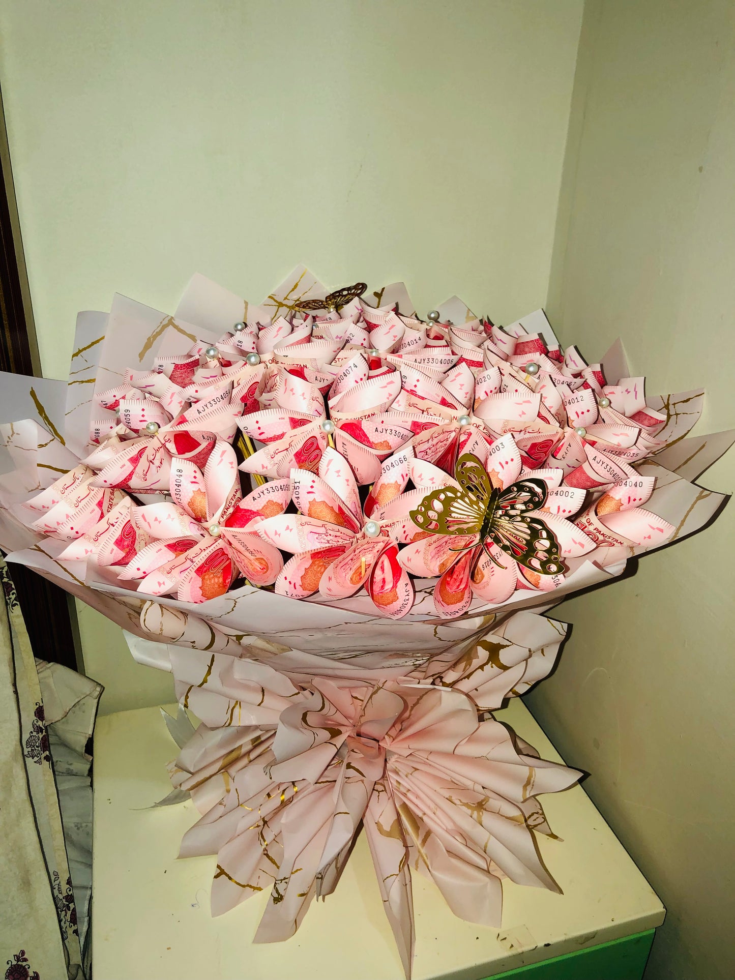 10,000/- Money Bouquet