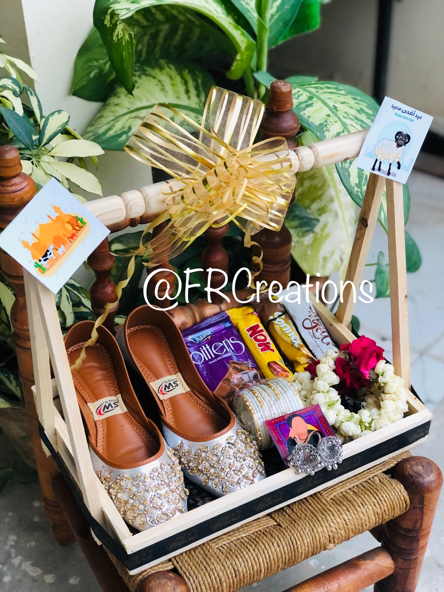 Aesthetic Eid Hamper For Her