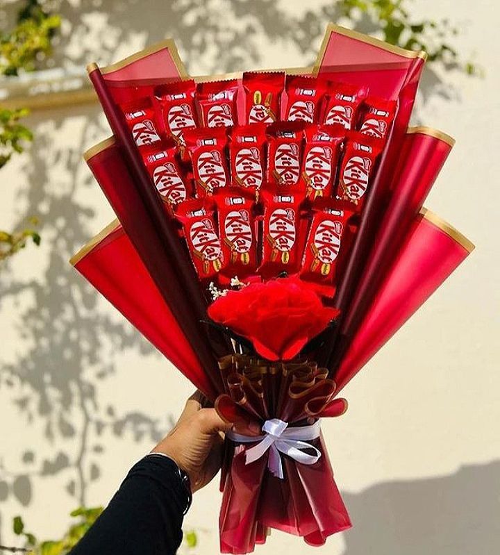 KitKat Love Island