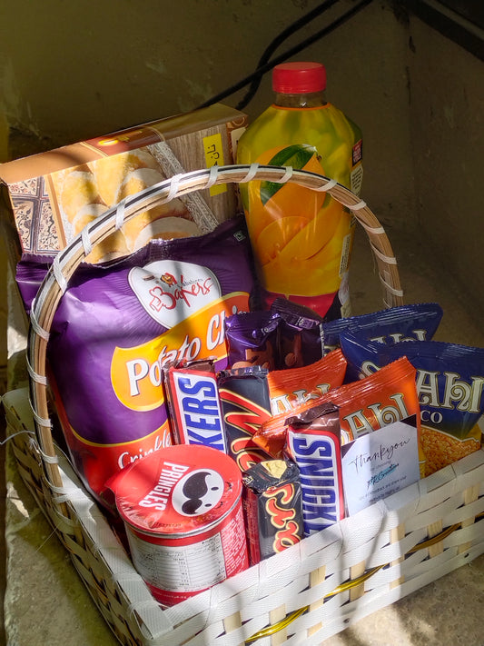 Savour & Sweet Basket
