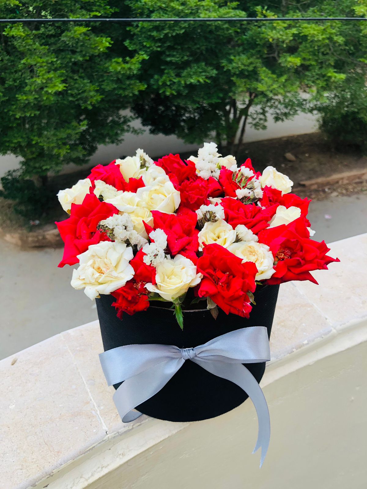 Red & White Flora